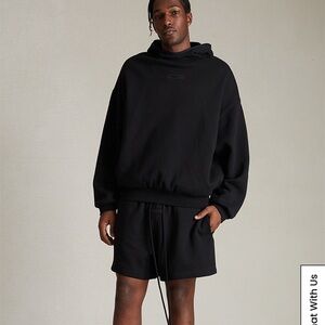 Fear of God ESSENTIALS
Fear of God ESSENTIALS Jet Black Fleece Running Shorts